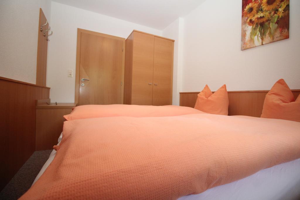 Haus Peter Schiestl Apartman Zell am Ziller Szoba fotó