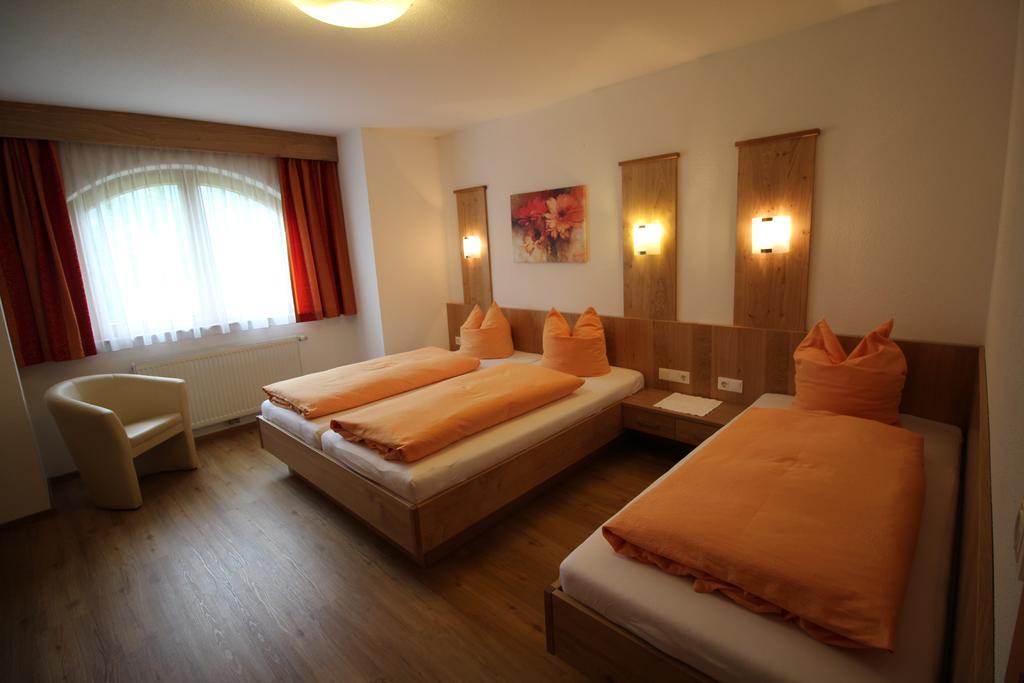 Haus Peter Schiestl Apartman Zell am Ziller Kültér fotó