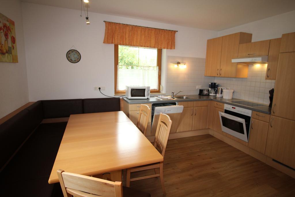 Haus Peter Schiestl Apartman Zell am Ziller Kültér fotó