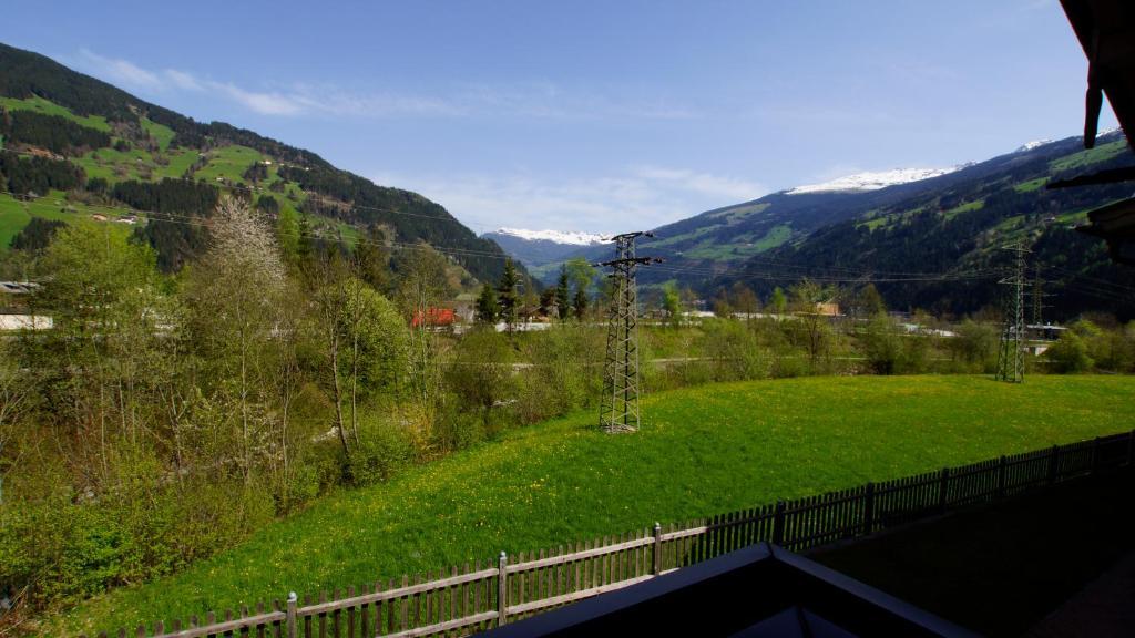 Haus Peter Schiestl Apartman Zell am Ziller Kültér fotó