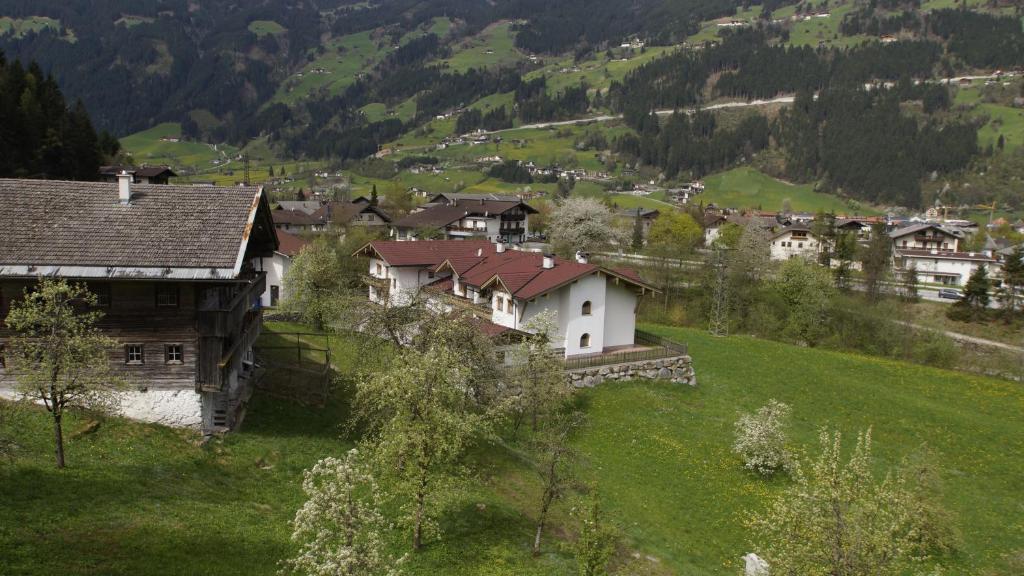 Haus Peter Schiestl Apartman Zell am Ziller Kültér fotó